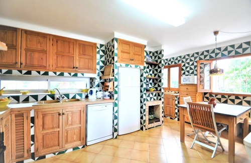 Betlem de Marina Casa | Villa XOROI con Piscina en Betlem (Mallorca) con vistas a la Bahía de Alcudia y acceso directo al mar. - WiFi Gratis