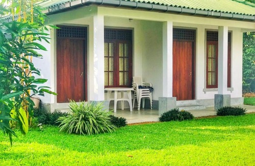 Hikkaduwa Hotel | VillaAnna Holiday Resort Hikkaduwa Sri Lanka