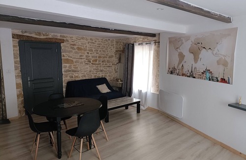 Jujurieux Apartamento | Village aux 13 château
