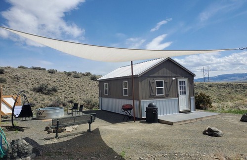 Whitehall Casa | village Cabin number 3 sleeps 4