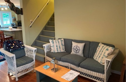 Cape Vincent Casa | Village home near St. Lawrence River