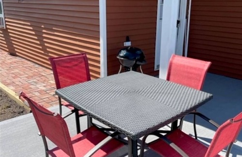 Cape Vincent Casa | Village home near St. Lawrence River