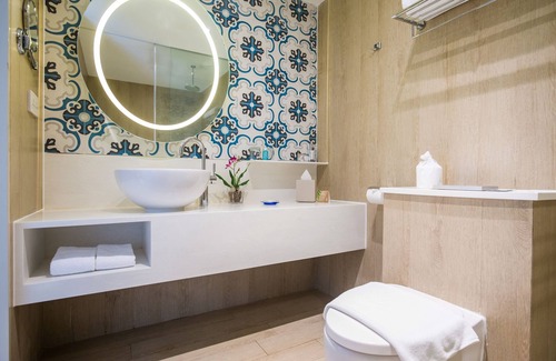 Marine Parade Hotel | Village Hotel Katong by Far East Hospitality