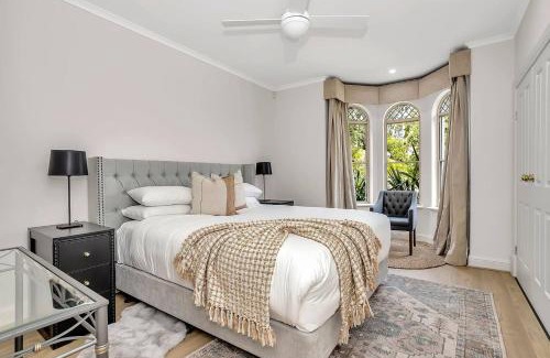 Aldgate Casa | Village House - A Stylish Stay in the Adelaide Hills