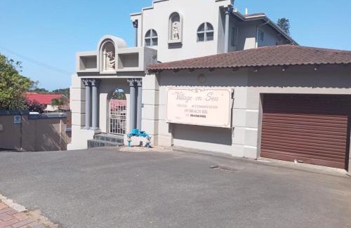 Amanzimtoti Apartamento | Village on sea