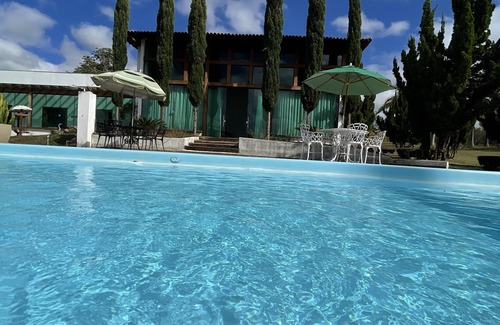 Prudente de Morais Villa | Villa hermosa y sofisticada, 450 m2, vista impresionante de las montañas.
