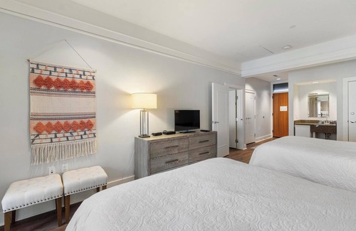 Bay Harbor Hotel | Village Suites Bay Harbor