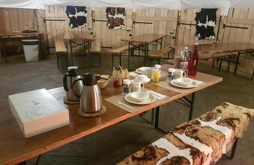 Montcel Otro | Village Tipi