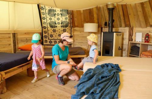 Montcel Otro | Village Tipi