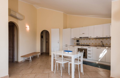 Baia Caddinas Apartamento | Villaggio Perlacea