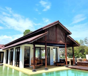 Batu Buruk Villa | Villapadu Bayu