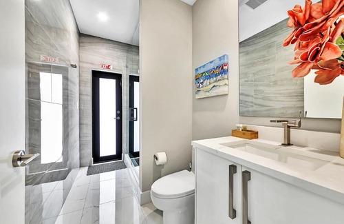 Tarpon River Casa | VillaPlaya brand new home, modern style resort!