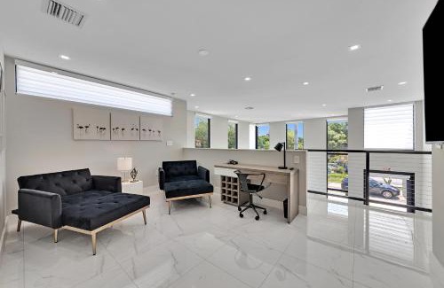 Tarpon River Casa | VillaPlaya brand new home, modern style resort!