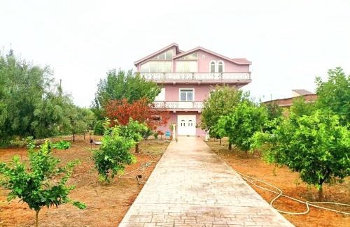 Xhafzotaj Apartamento | Villas for rent Anna feeling home