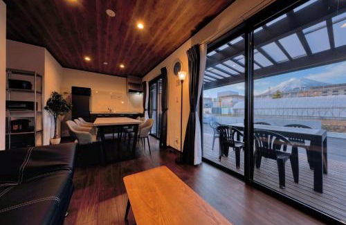 Minamitsuru-gun Casa | Villas Fujisengen ヴィラス富士浅間