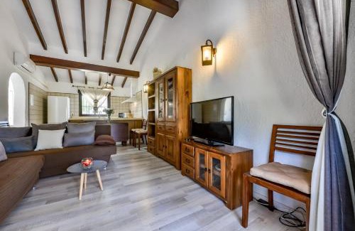 Moravit Casa | Villas Guzman - San Jaime