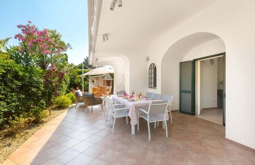 Rosa Marina Casa | Villetta delle Cale by BarbarHouse