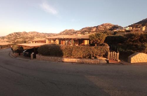 Costa Paradiso Casa | Villetta Isor con piscina