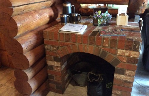 St. Paul Casa | Vincent Log Cabin