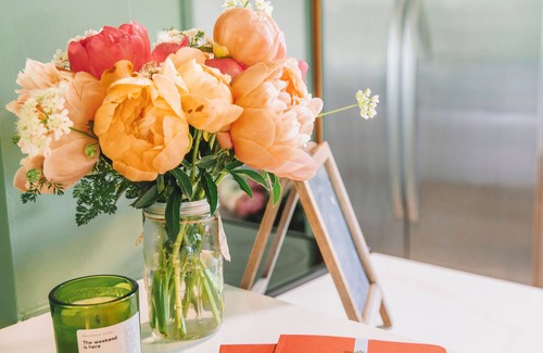 Huntly Casa | Vineyard Cottage w/ BBQ & Scenic Views