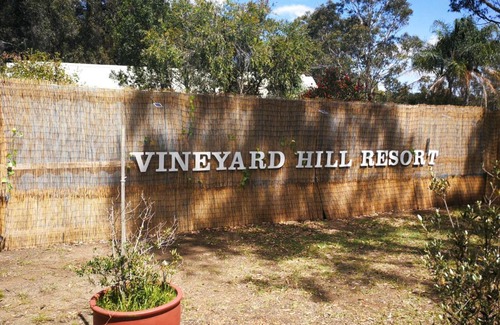 Lovedale Complejo | Vineyard Hill