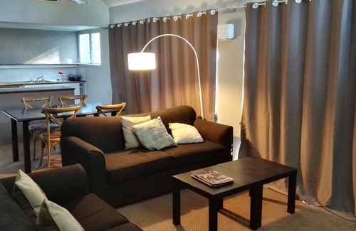 Lovedale Casa | Vineyard Hill