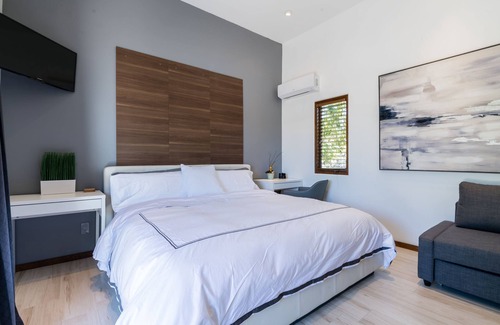 Morgan Hill Casa | Estudio junto a la piscina con cama extragrande y entrada privada en el viñedo