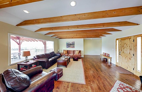 Santa Barbara Casa | Vineyard Vista Ranch Retreat