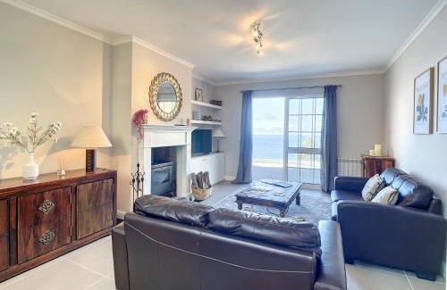 Porto Moniz Casa | Vinhaticos Villa by Atlantic Holiday