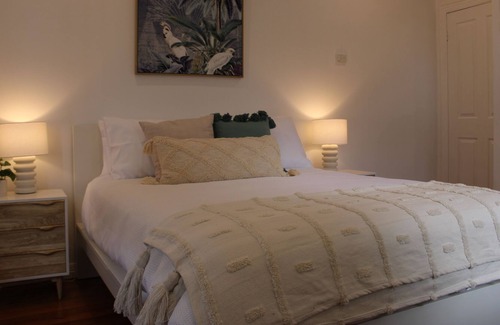 Cessnock Casa | Vino Valley - 3 Bed, 2 Bath and Heated Spa