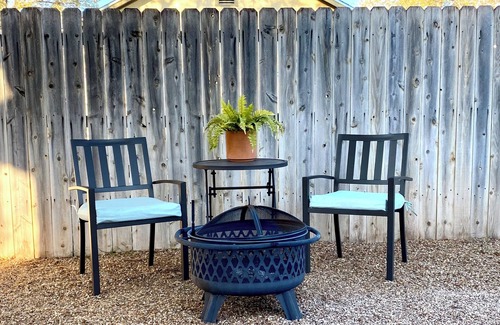 Roswell Cabaña | Vintage Charm Meets Modern Comfort~Pet Friendly