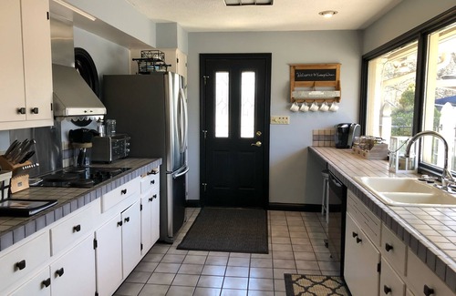 Indianapolis Casa | Sueño vintage: lujo moderno de mediados de siglo