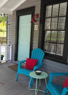 Cabbagetown Apartamento | Vintage Eastside Beltline Trail Apartment by Krog St Market with Free Parking