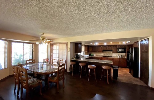 Canyon Gate Casa | Vintage Vegas Oasis: Pool & Spa, 15 mins to Strip