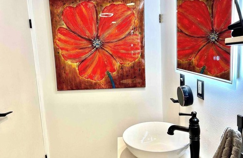 Morro Hills Otro | Avocado Farm Stay Private Bedroom & Bath w/ Pool & City View, Private Bedroom & Bathroom Grove, Pool