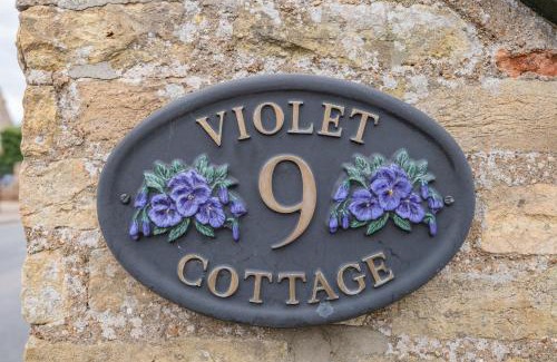 Feltwell Casa | Violet Cottage