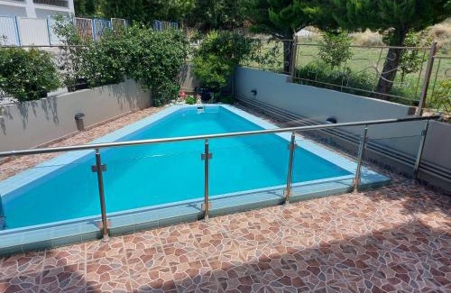 Volos City Centre Apartamento | Violet Studio με πισίνα