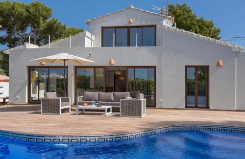 Panorama Villa | Violette by Aguilarent