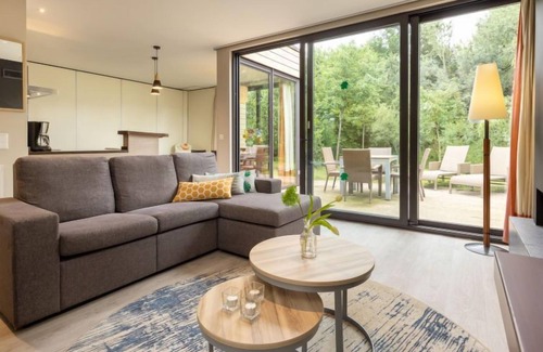 Heijen Casa | VIP Eden Cottage by Interhome