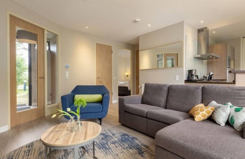 Heijen Casa | VIP Eden Cottage by Interhome