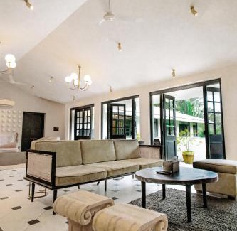 Siolim Villa | Viraam Estate by RÊVE - Infinity heated pool with caretaker and cook