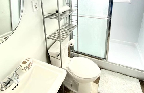 Virginia Beach Casa | Virginia Beach Family Home 4 Bedroom, 2 Bathroom