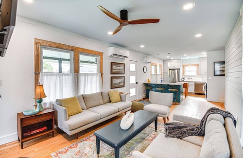 Wachapreague Casa | Virginia Retreat w/ Porch & Grill, Near Beaches!