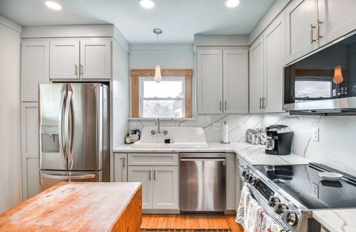 Wachapreague Casa | Virginia Retreat w/ Porch & Grill, Near Beaches!