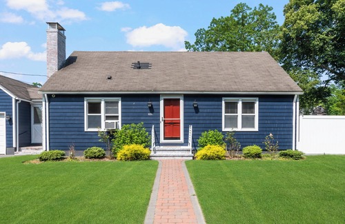 Bristol Casa | Visit Historical Hope St. Nearby Providence & Newport