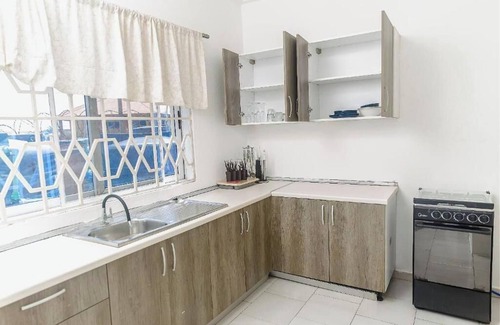 Teshie Apartamento | VIST Two-Bedroom Apartment with Pool View unit 2