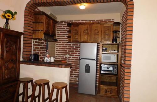 Colonia San Rafael Hotel | Vista Del Sol Apartments