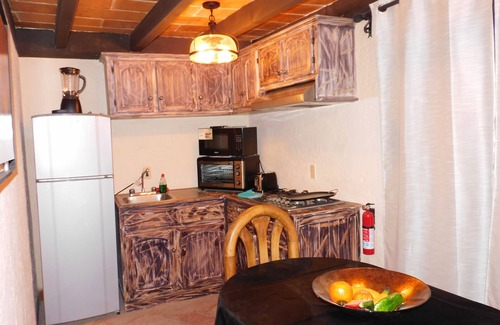 Colonia San Rafael Hotel | Vista Del Sol Apartments