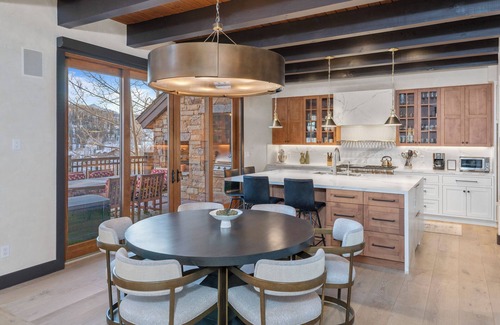 Mountain Village Casa | Vista Haus at Country Club, Perfect ski and golf retreat!