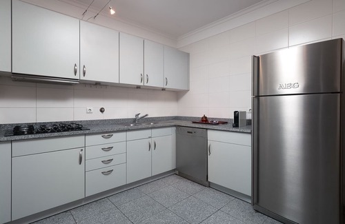 Sao Martinho Apartamento | Vista Monumental - Three Bedroom Apartment, Sleeps 6